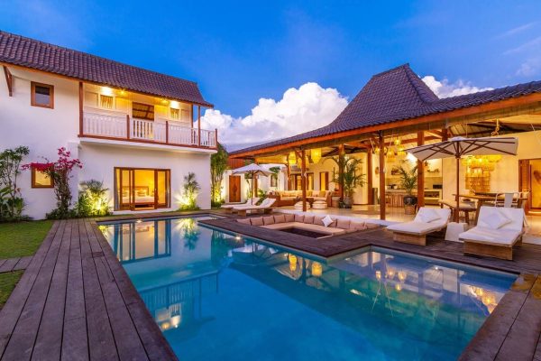 Luxury Villa for Sale in Javea